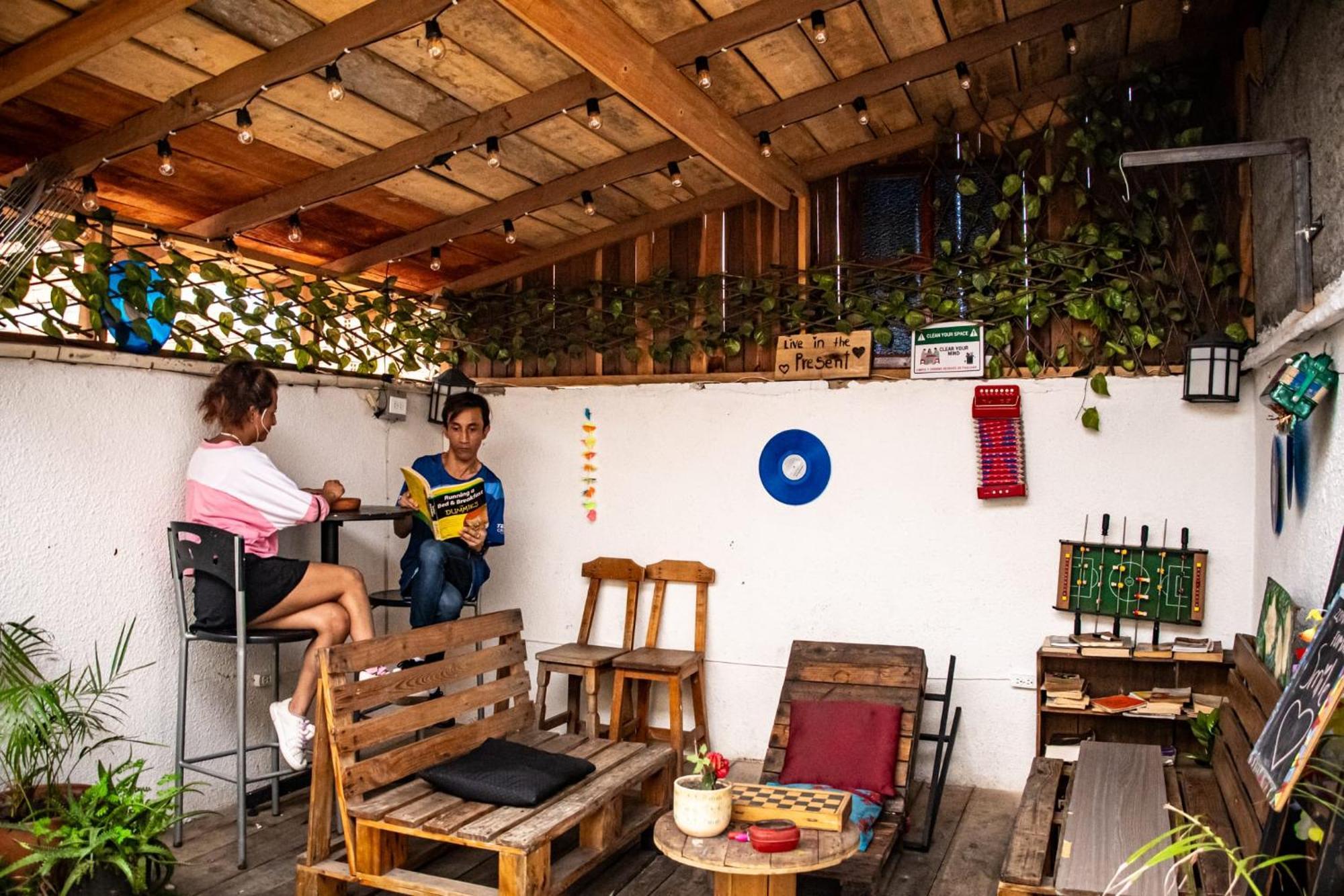 Casa Almarita - Hostal, Bar Y Restaurante Medellín Exteriér fotografie